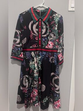 Women's Floral Print Midi Dress with 3/4 Sleeves and Buttons.